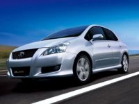 Toyota показала 276-сильную версию хэтчбека Auris