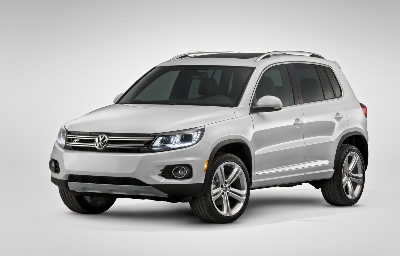 Volkswagen Tiguan кроссовер