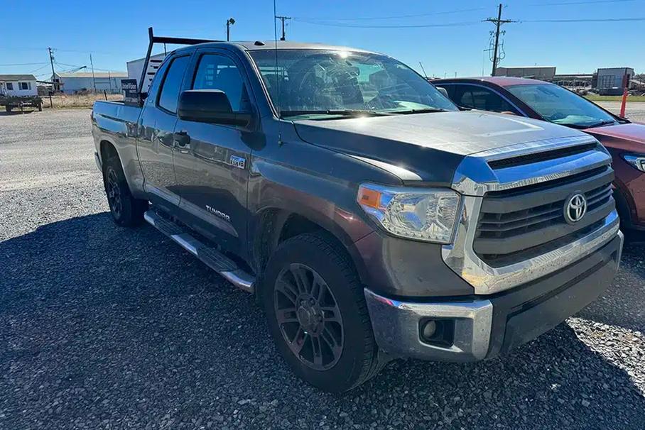 Преданный фанат Toyota Tundra преодолел на пикапе более 1,6 миллиона километров