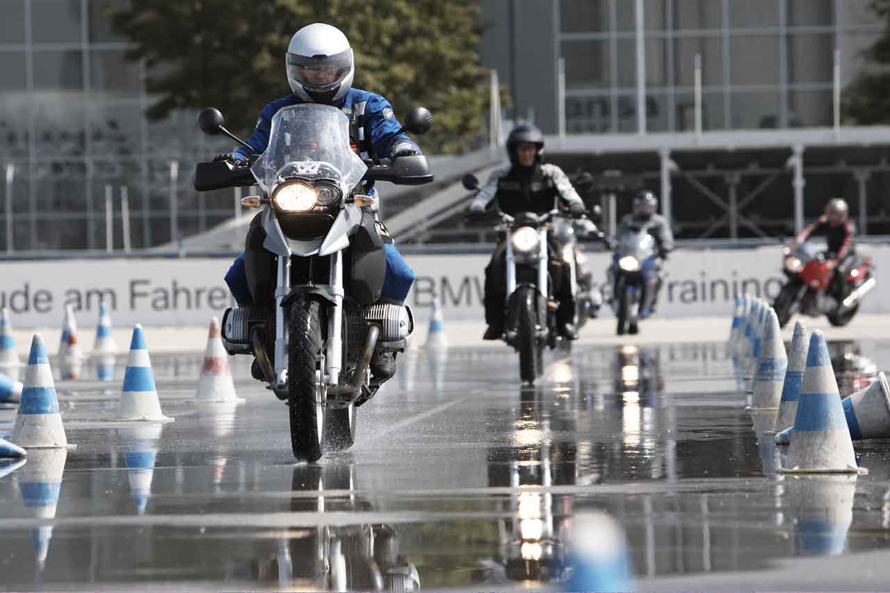 BMW Motorrad в лизинг: удобно и выгодно