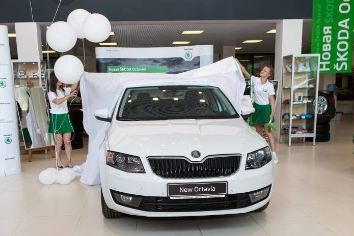 Старт продаж новой SKODA Octavia в салонах «Автопрага»